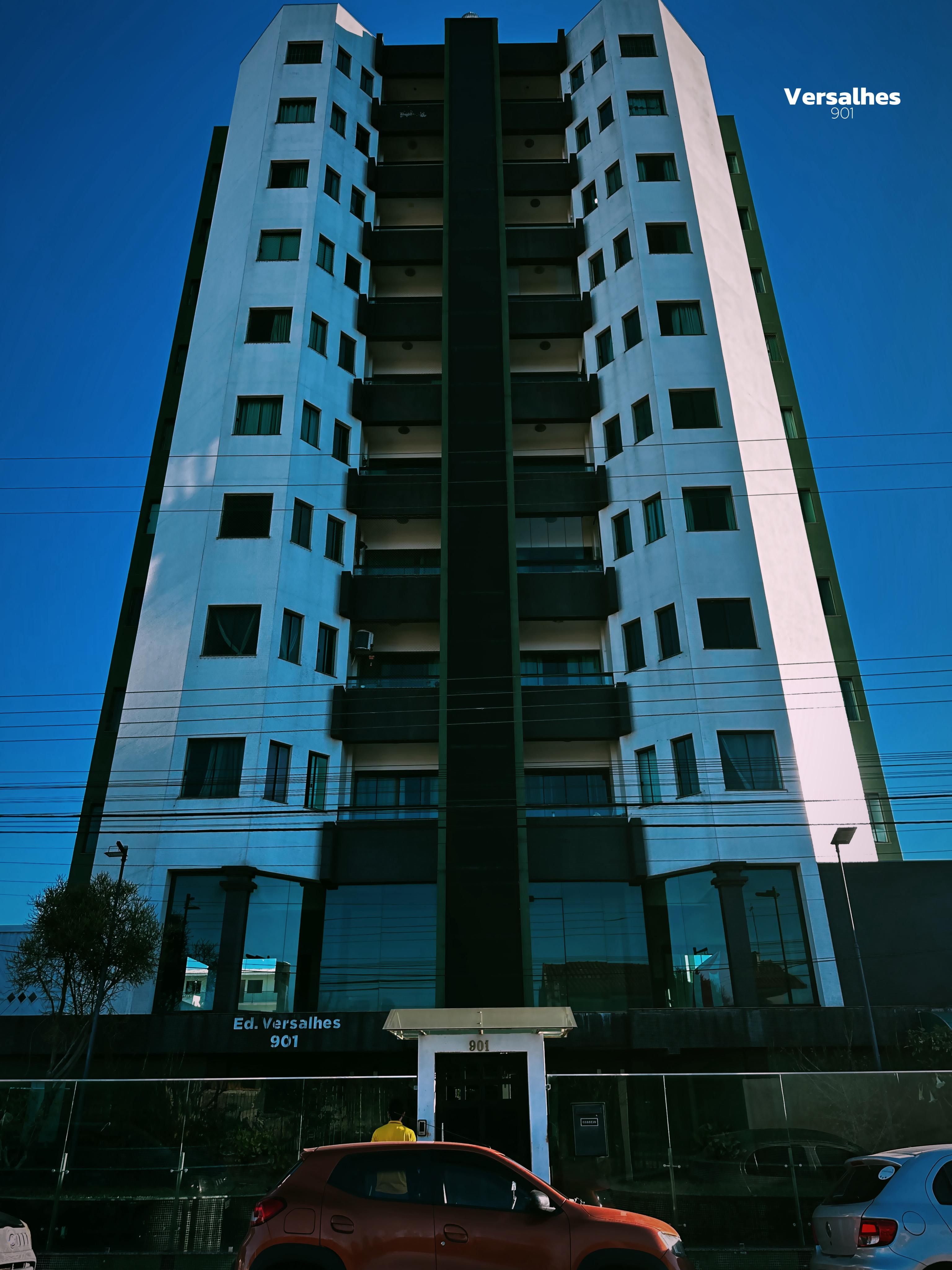 Apartamento à venda no Edifício Versalhes